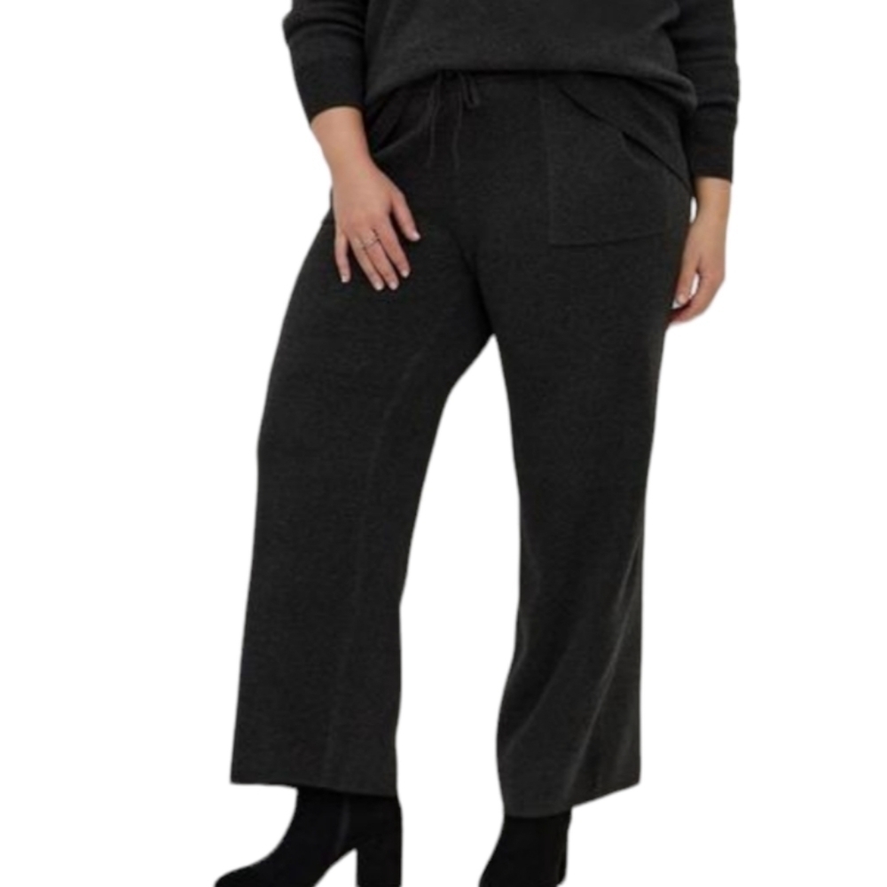 TORRID Pull-On Wide Leg Luxe Cozy Fleece Mid-Rise Pant NWT loungewear
